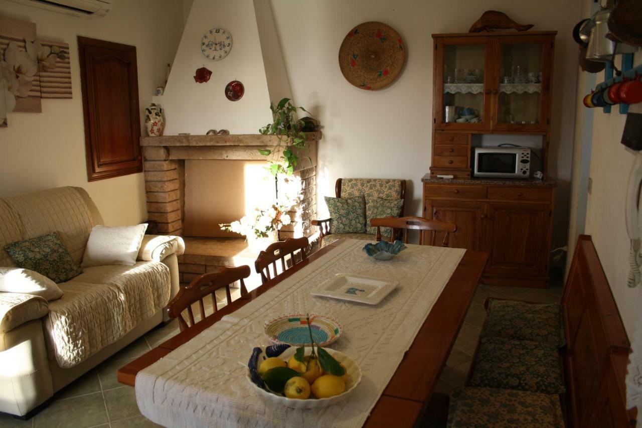 Villa La Scaletta Альгеро Экстерьер фото
